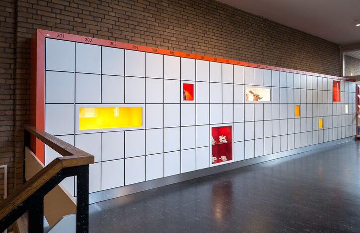 Volkern school studenten lockers vitrine Rijswijks Lyceum lr 4